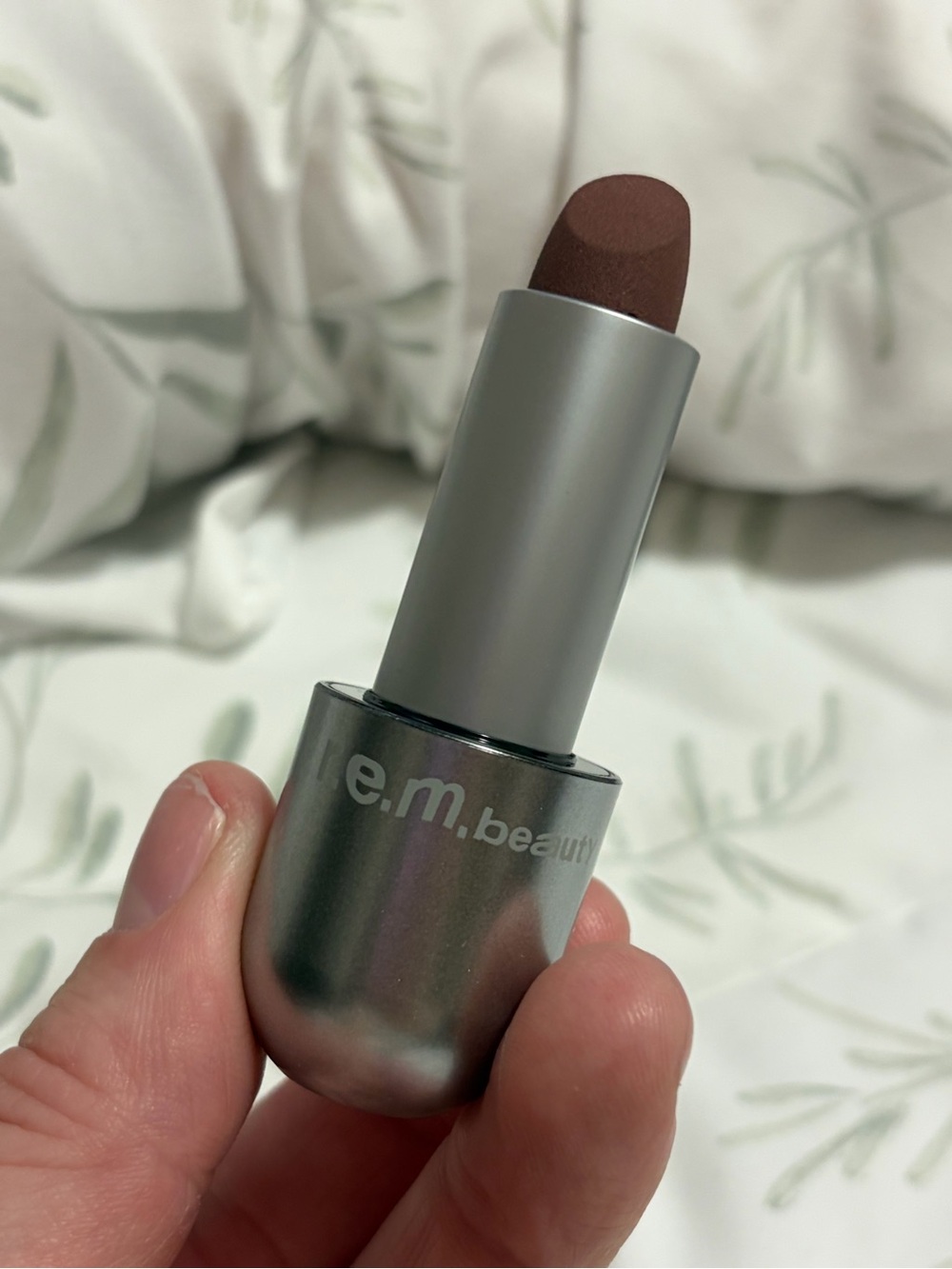 r.e.m. beauty On Your Collar Matte Lipstick Tiramisu Long Lasting Color NEW